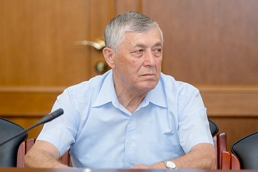 На июньском заседании ЗС рассмотрит отчет губернатора